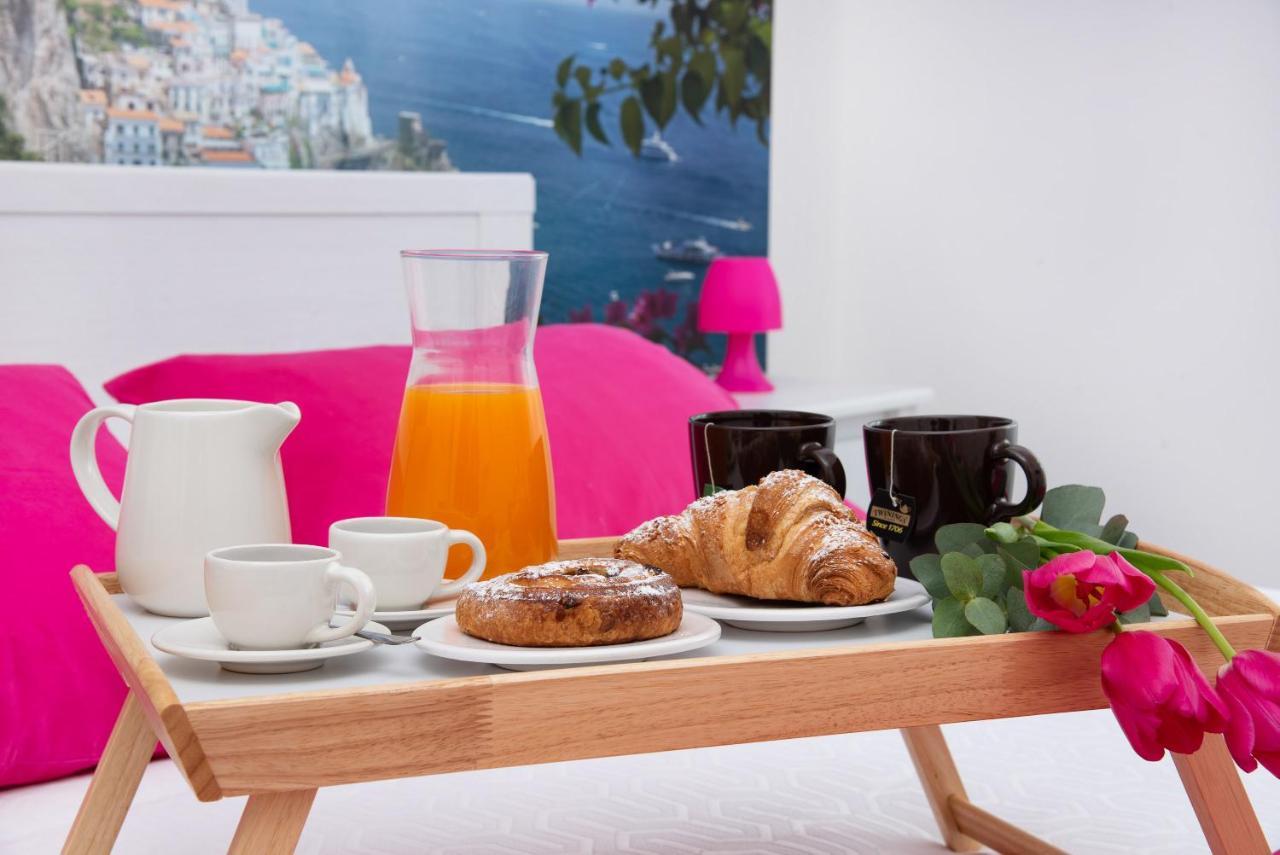 Stanza Tasso - De Vivo Realty Sorrento Bed & Breakfast Dış mekan fotoğraf