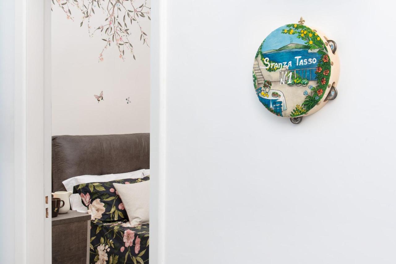 Stanza Tasso - De Vivo Realty Sorrento Bed & Breakfast Dış mekan fotoğraf